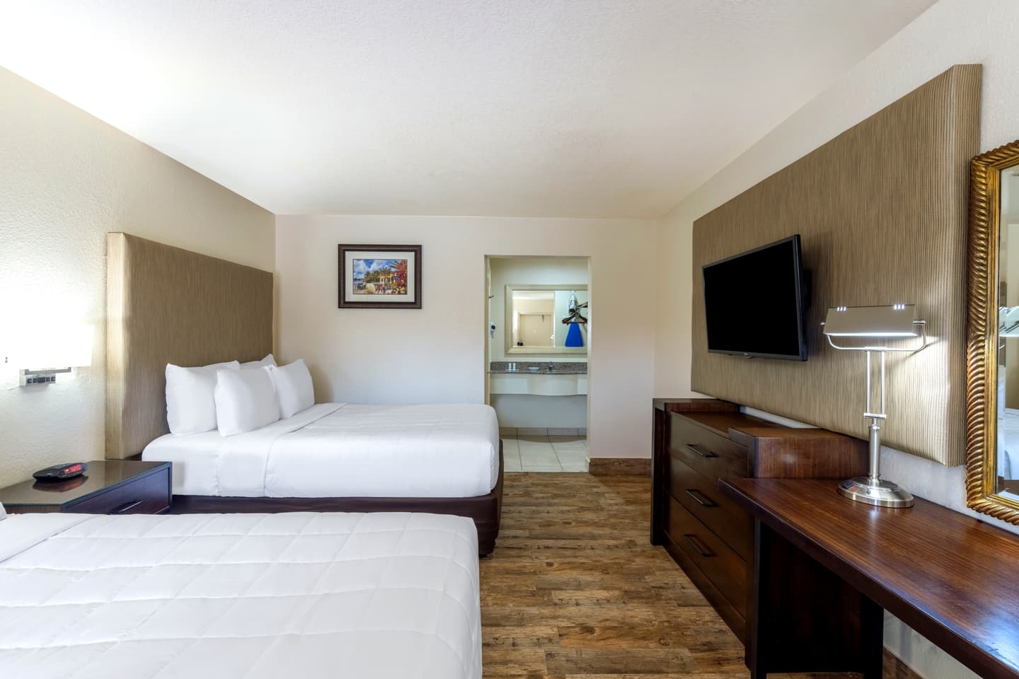 2 Queen Beds — comfortable for families